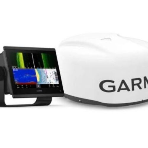 GARMIN GMR 18 HD3 4kW Dome Radar with GPSMAP 943xsv