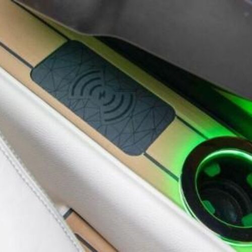 SCANSTRUT ROKK Wireless – Sub. 10W Waterproof wireless charger 12/24V