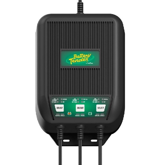BATTERY TENDER 9 AMP, 12V Selectable – 3 Bank Marine Charger – Communication Antenna | Marine Overhauling Florida
