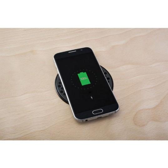 SCANSTRUT ROKK Wireless – Surface. 10W Waterproof wireless charger 12/24V – Communication Antenna | Marine Overhauling Florida